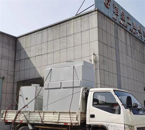 一批除尘器打包发货—张家港59博论坛网工业吸尘器_59博论坛网