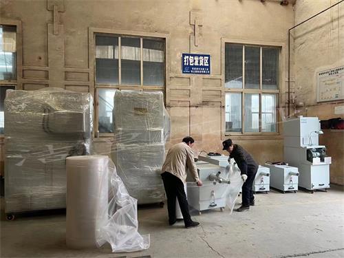 日常打包发货 一批除尘装备打包发货—59博论坛网工业吸尘器_59博论坛网