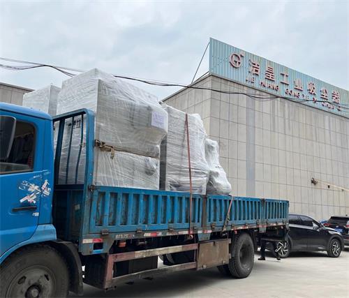 日常打包发货 一批除尘装备打包发货—59博论坛网工业吸尘器_59博论坛网