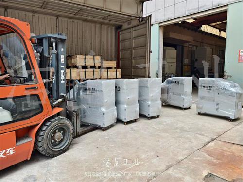 9台脉冲滤筒除尘器发往四川成都_59博论坛网