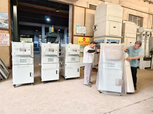 福建老客户再次复购四台脉冲滤筒除尘器_59博论坛网